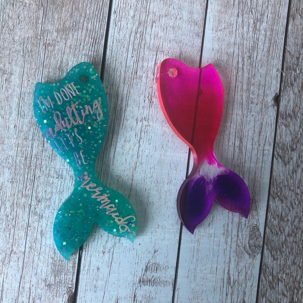 ๐ฅMermaid keychains - Picture 2 of 3